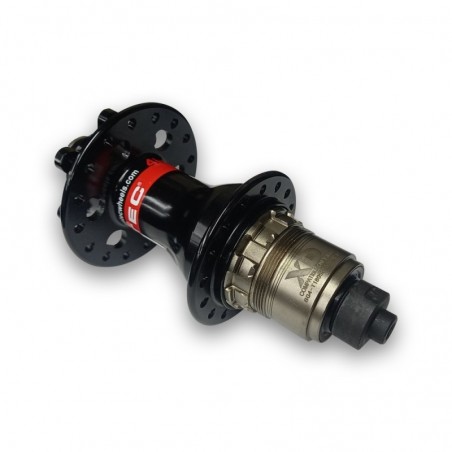 MAZA NOVATEC TRASERA SELLADA DISCO QRX135mm 28H NUCLEO XD MOD.D792SB-S4S-S11